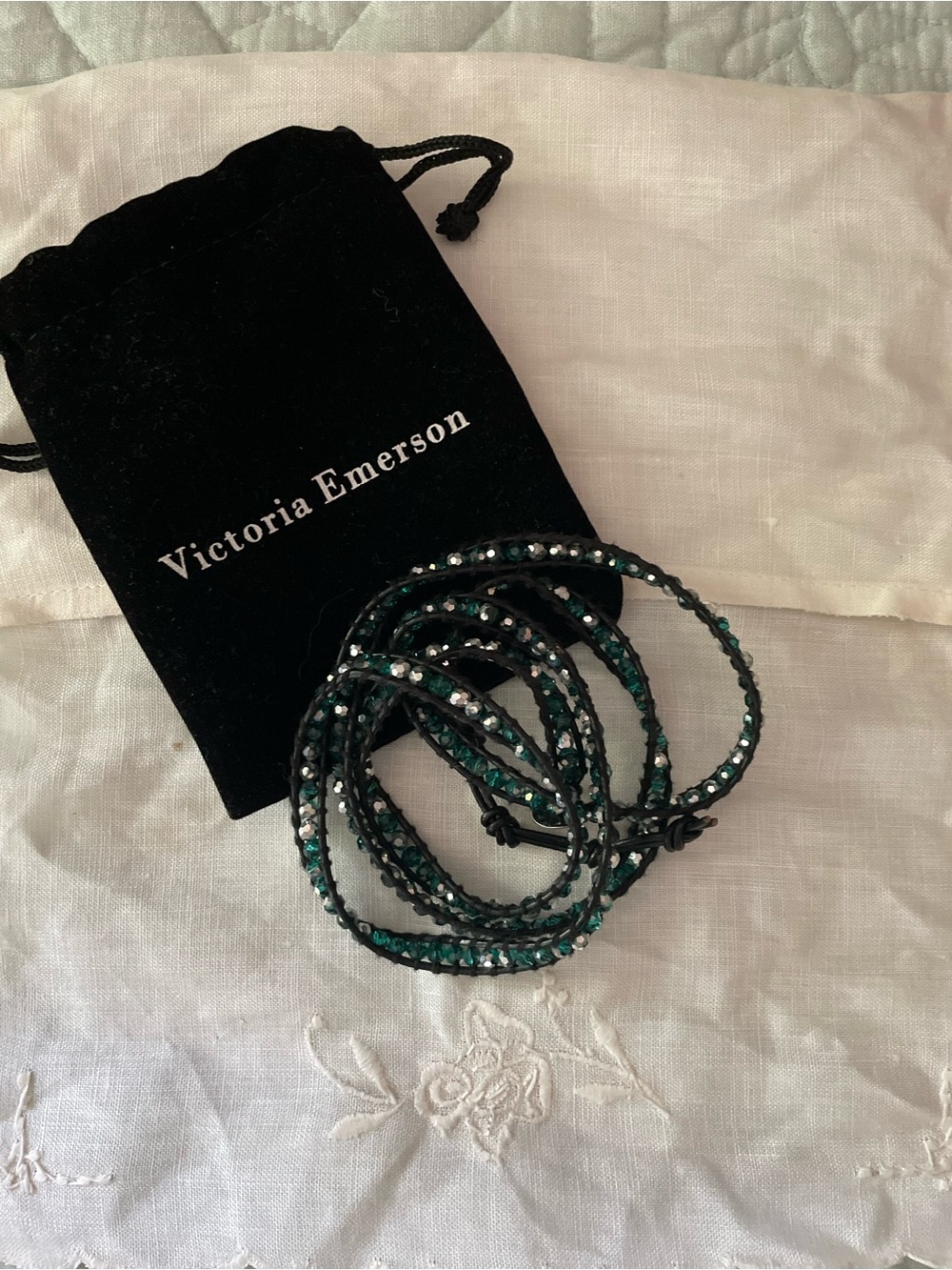 Victoria Emerson Silver & Emerald Beaded Boho Leather Wrap Toggle Bracelet w/bag